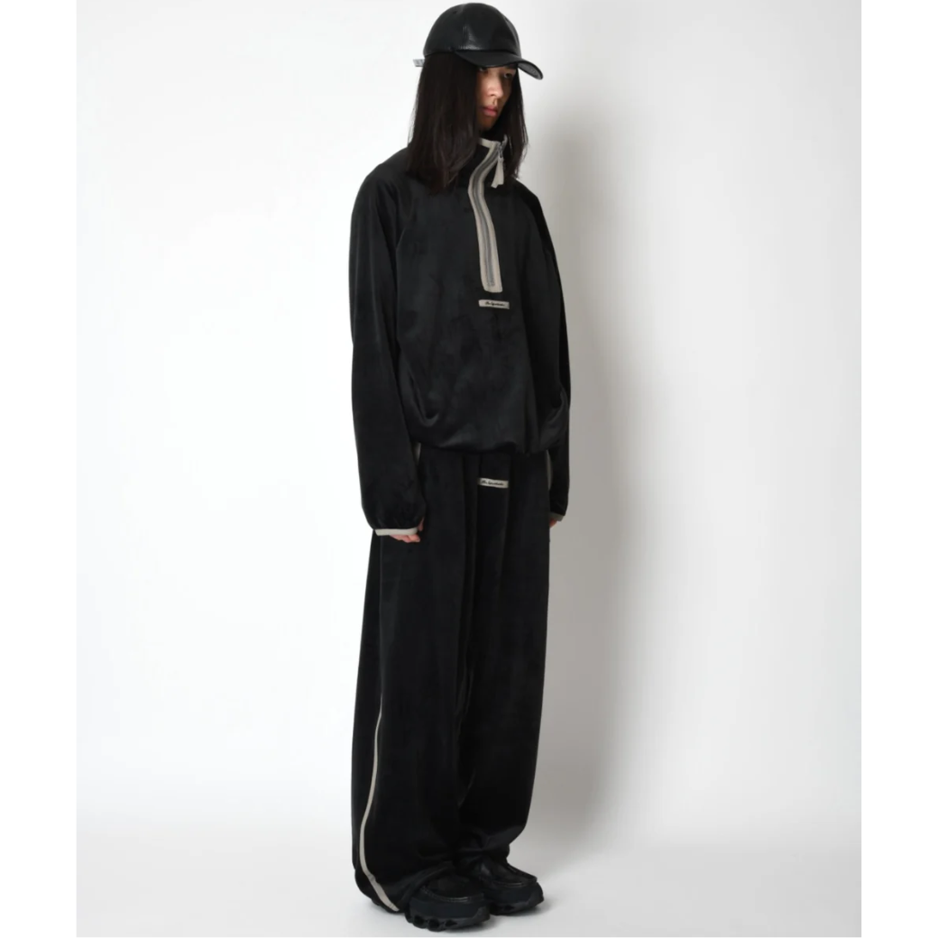 SUPERTHANKS Velour barrel leg line pants CS02