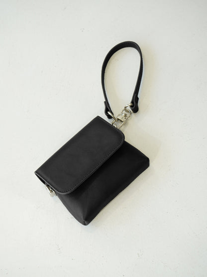 【予約販売】YENN CHAIN BELT POUCH Y252-02057-9