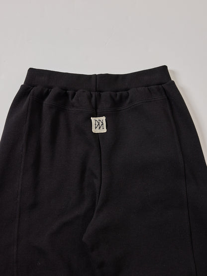 【予約販売】YENN KNEE TUCK SWEAT PT Y253-31078