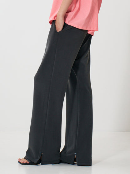 【予約販売】YENN SIDE SLIT SLACKS Y261-32022