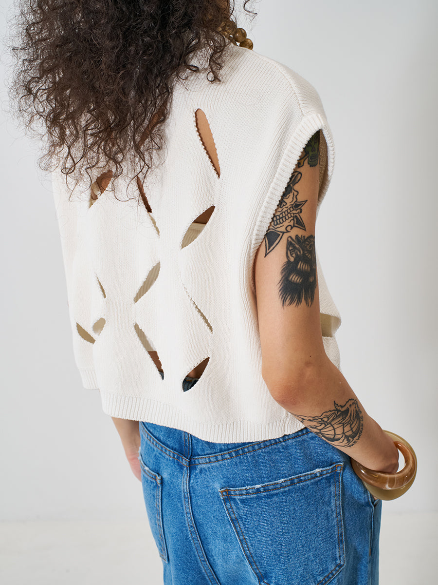 【予約販売】YENN CUT OUT PATTERN VEST Y261-91012