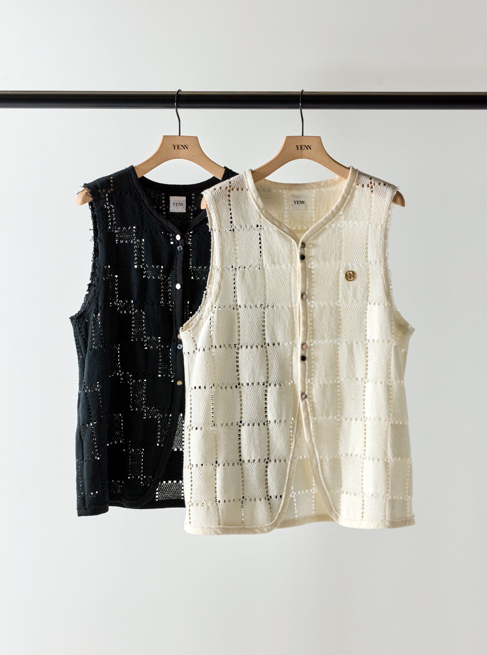 トップス YK YENN SLEEVELESS LACE TOP Y262-12045 – RUKA