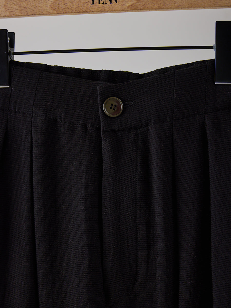 【予約販売】YENN VOLUME CURVE PANTS Y262-32051