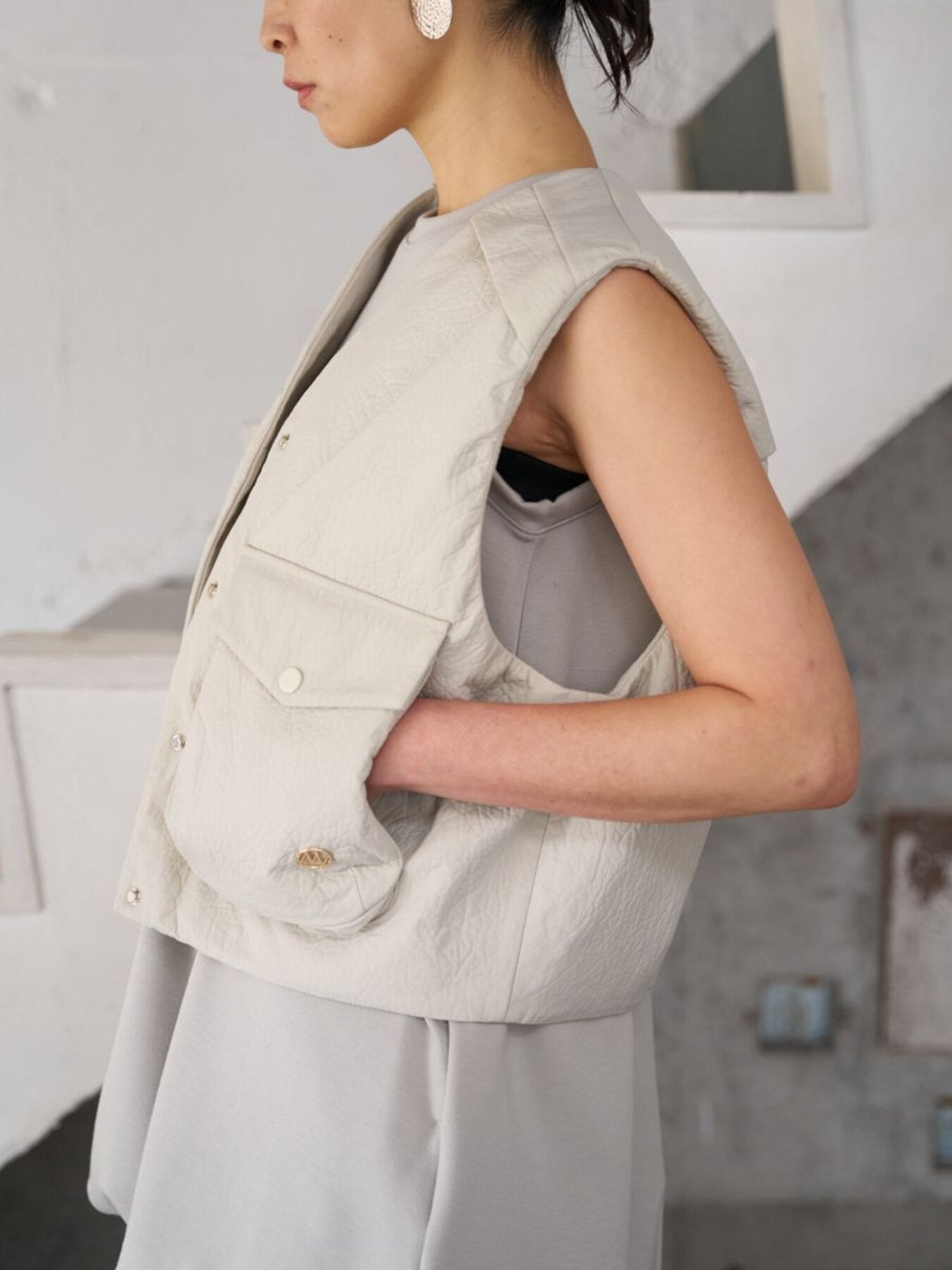 【予約販売】YENN PUFFY MILITARY VEST Y263-42094