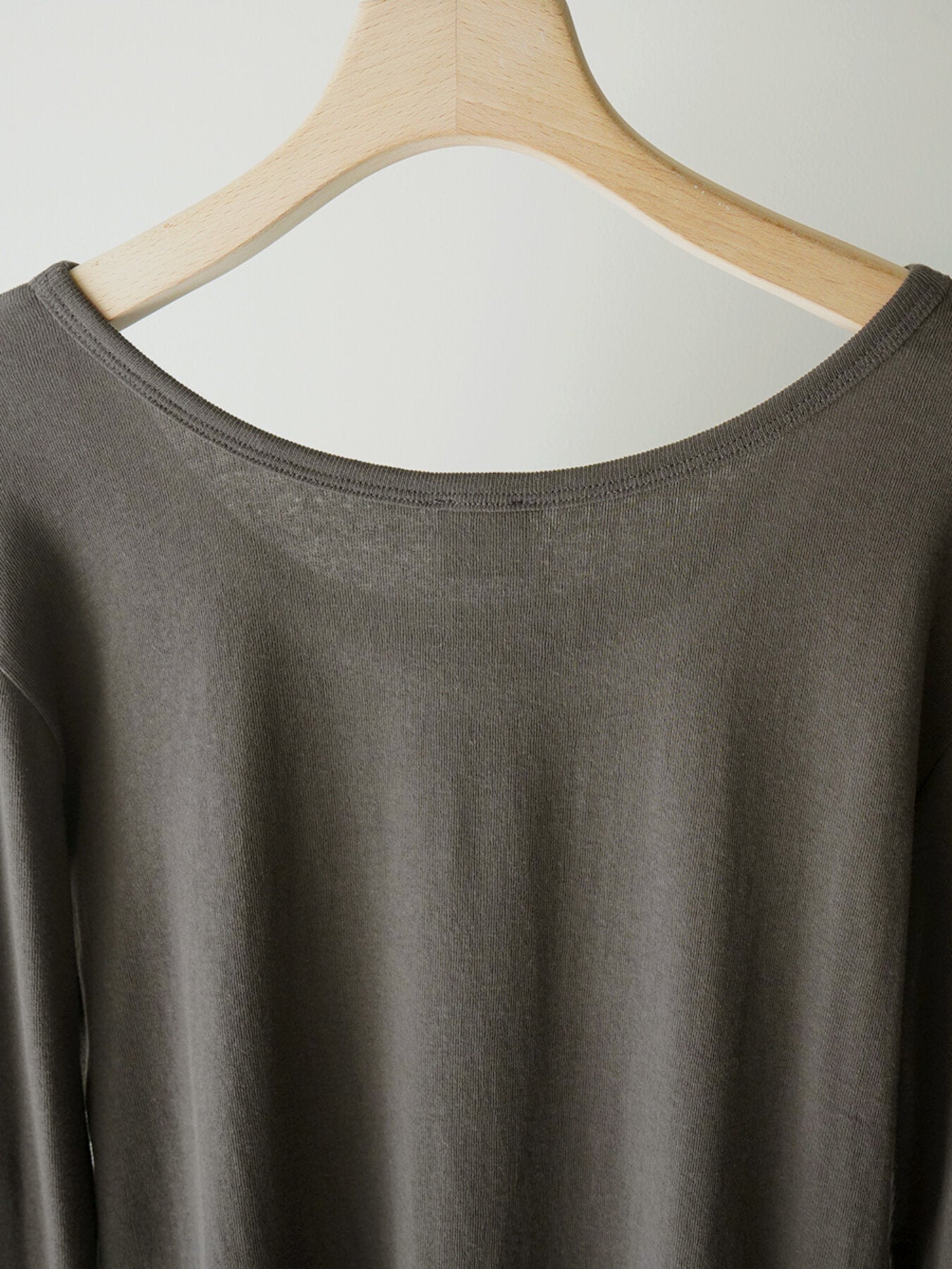 YENN U-NECK LONG TEE Y263-82089