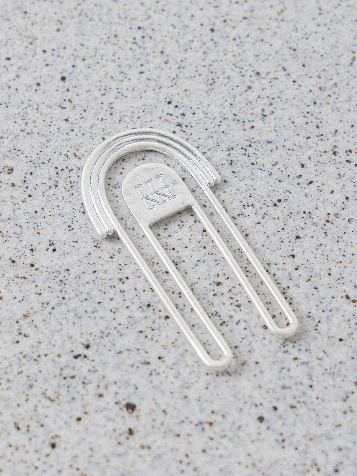 【予約販売】YENN U-SHAPE GARMENT CLIP Y264-02144