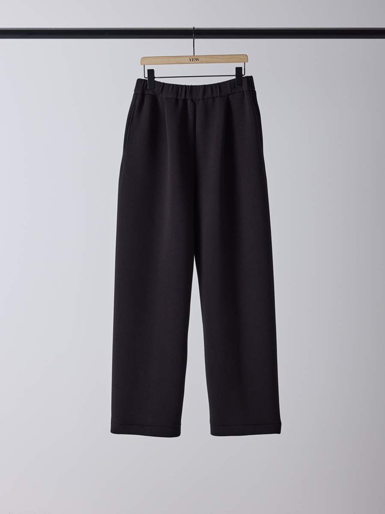 【予約販売】YENN SPONDISH TUCK PT Y264-31136