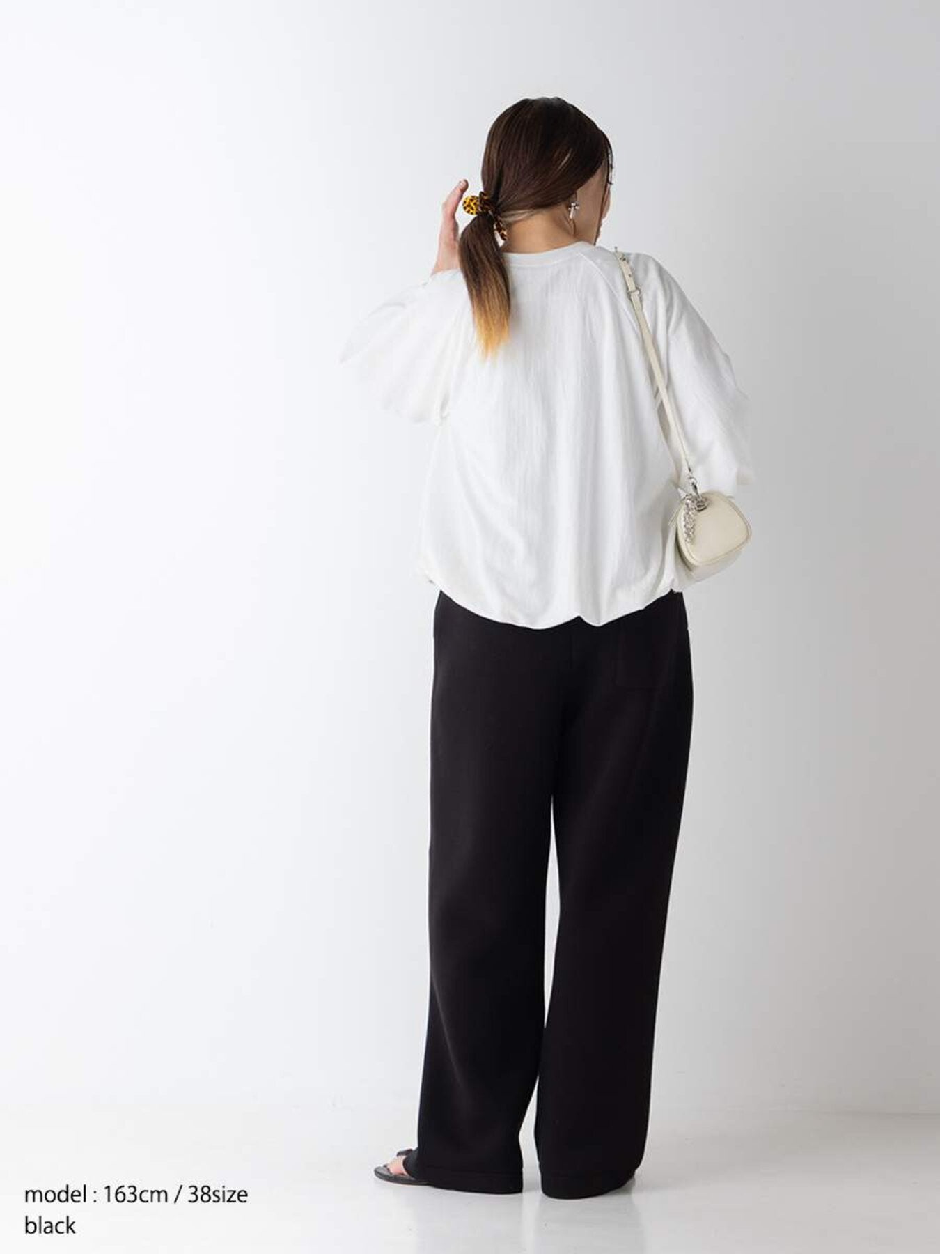 【予約販売】YENN SPONDISH TUCK PT Y264-31136