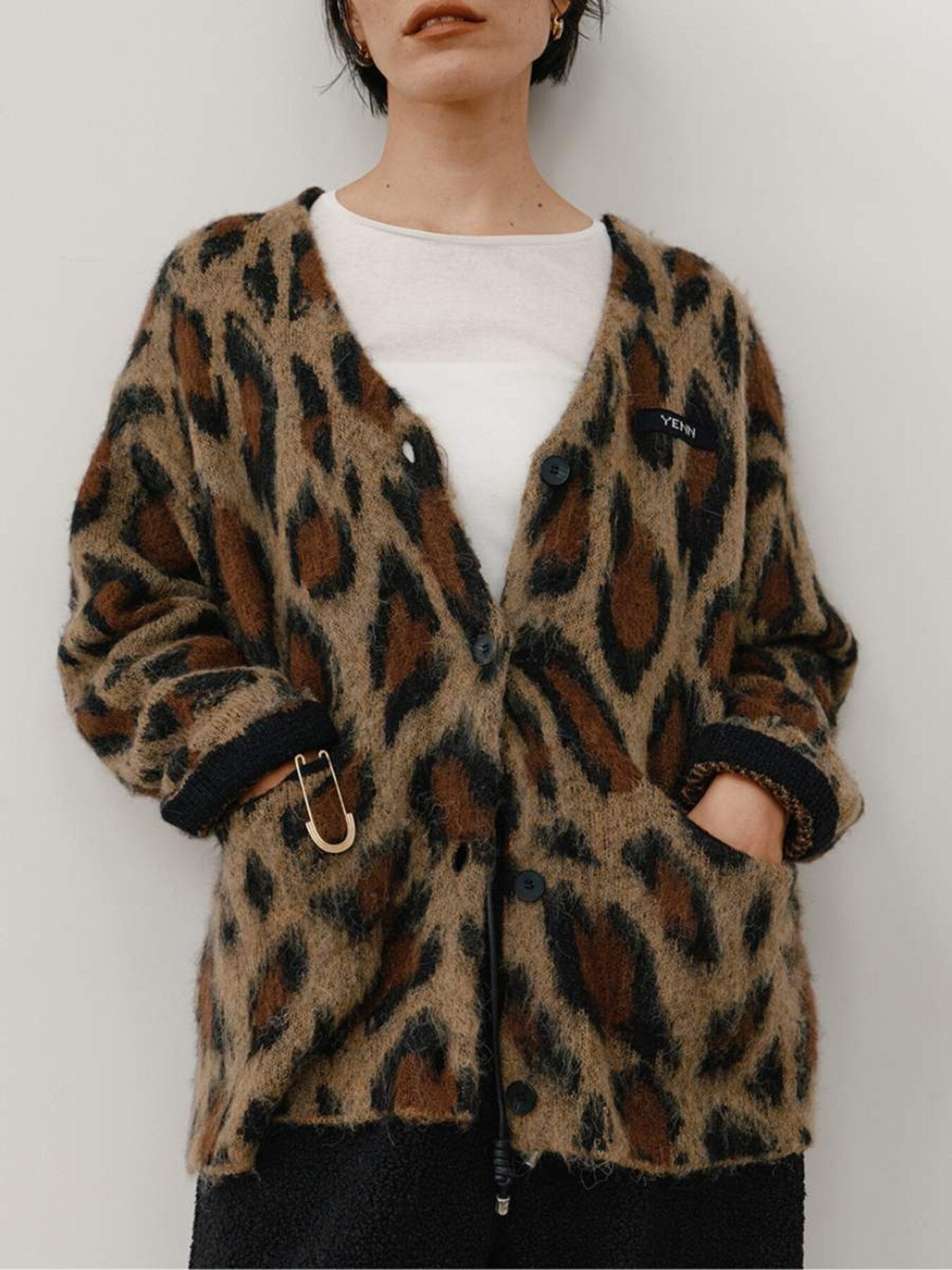 【予約販売】YENN LEOPARD V NECK CD Y264-92132