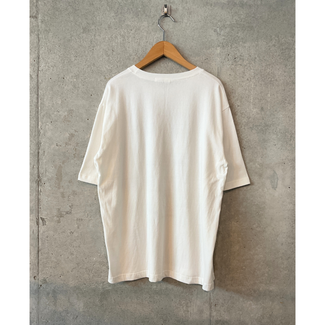 MOVES STUDIO ARTSY レトロプリントT