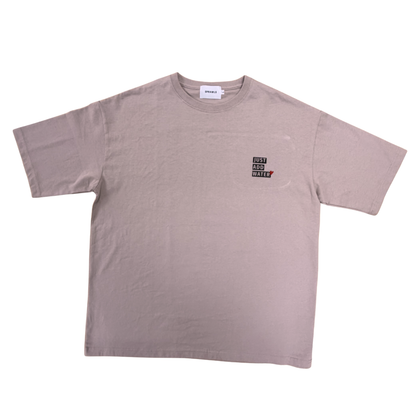 "JUST ADD WATER" フォトプリントTシャツ SSL-588