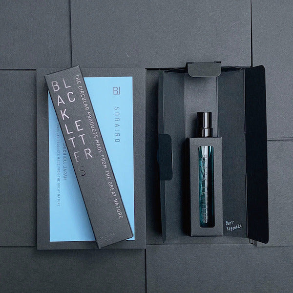 BLACK LETTERS PERFUME SORAIRO