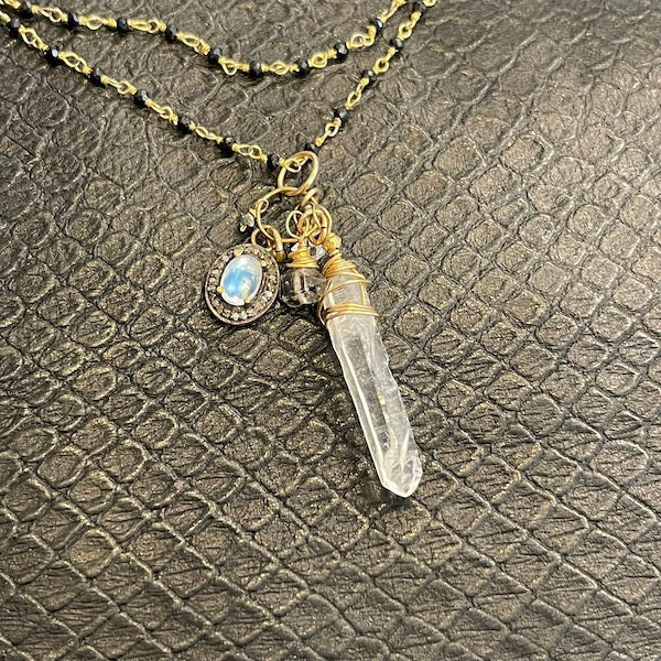 TIMKA JEWELRY Crystal necklace